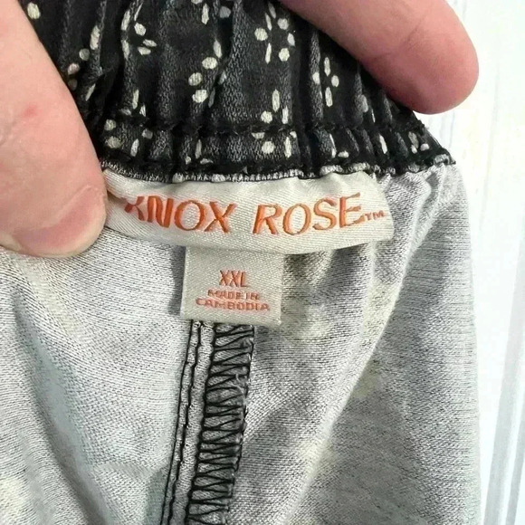 Knox Rose High-Rise Relaxed Fit Pull-On Shorts Black Paisley size XXL - Picture 7 of 10